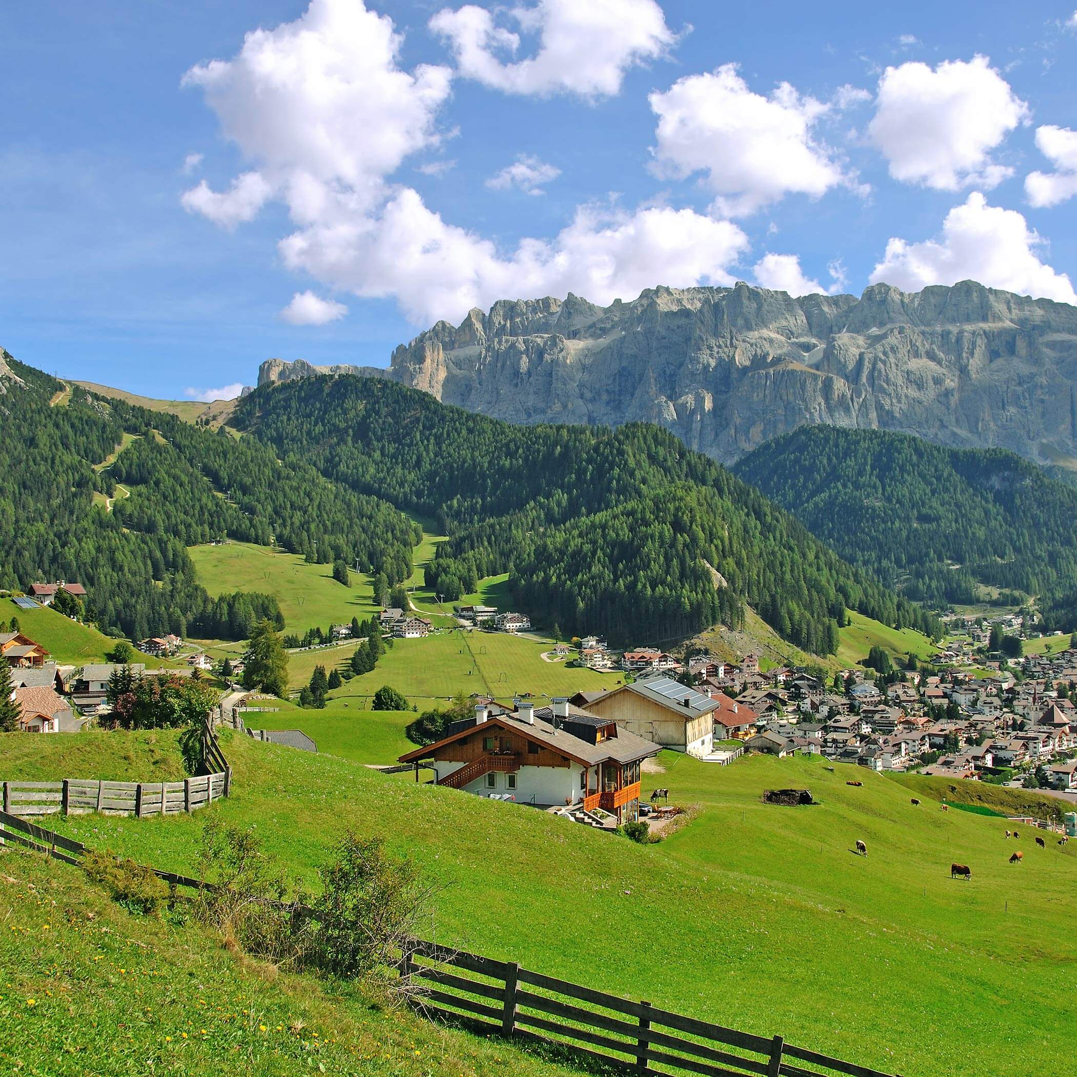 Blick auf Wolkenstein in Gröden